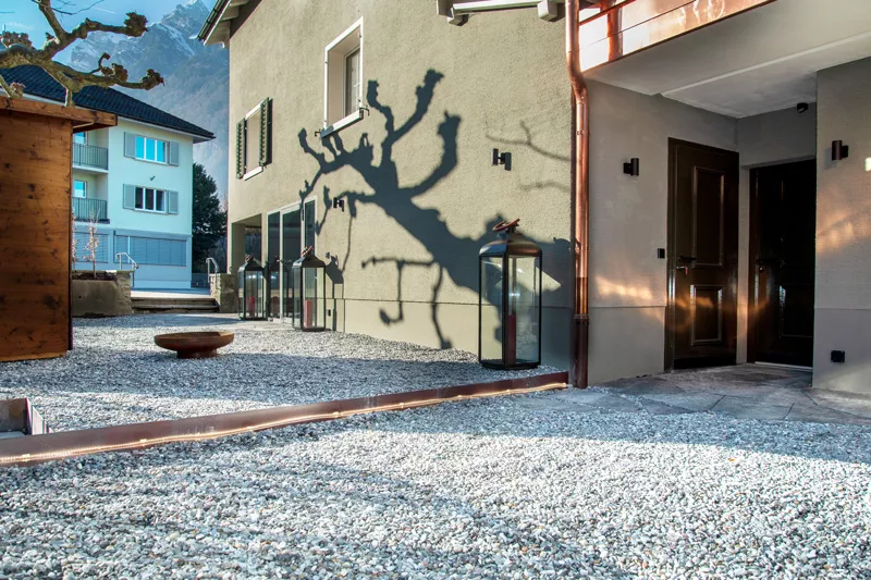 landgasthof-bahnhoefli-naefels_garten-winter_2