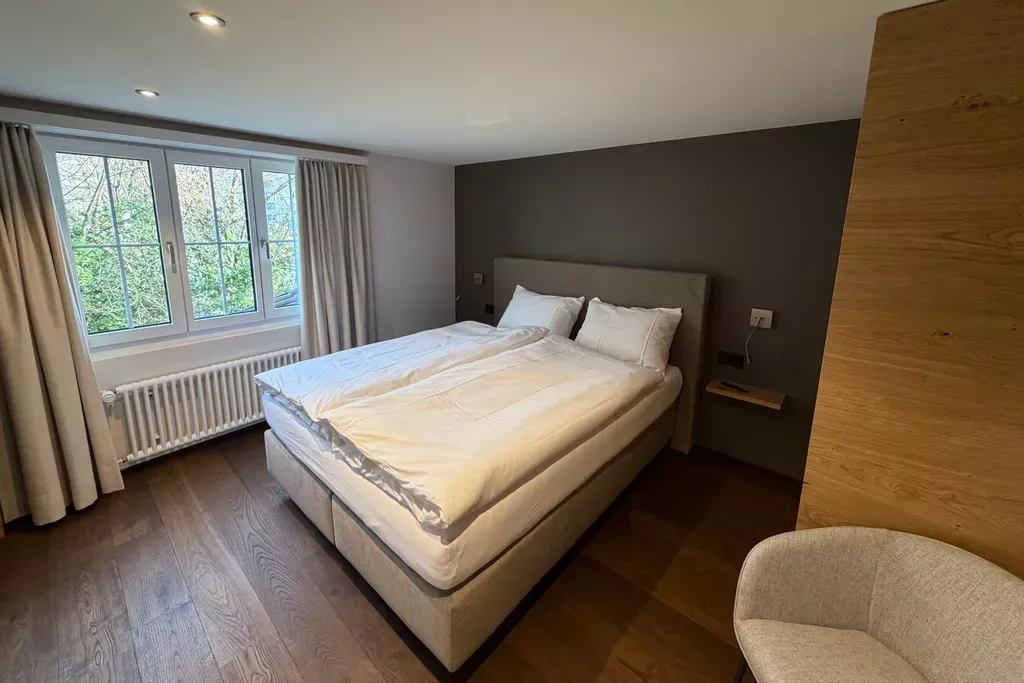 dz-1_landgasthof-bahnhofeli-naefels